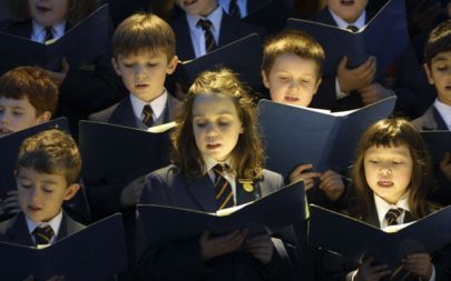 Mandatory Credit: Photo by Photofusion/REX Shutterstock (2272291a)  School choir primary school UK  Education